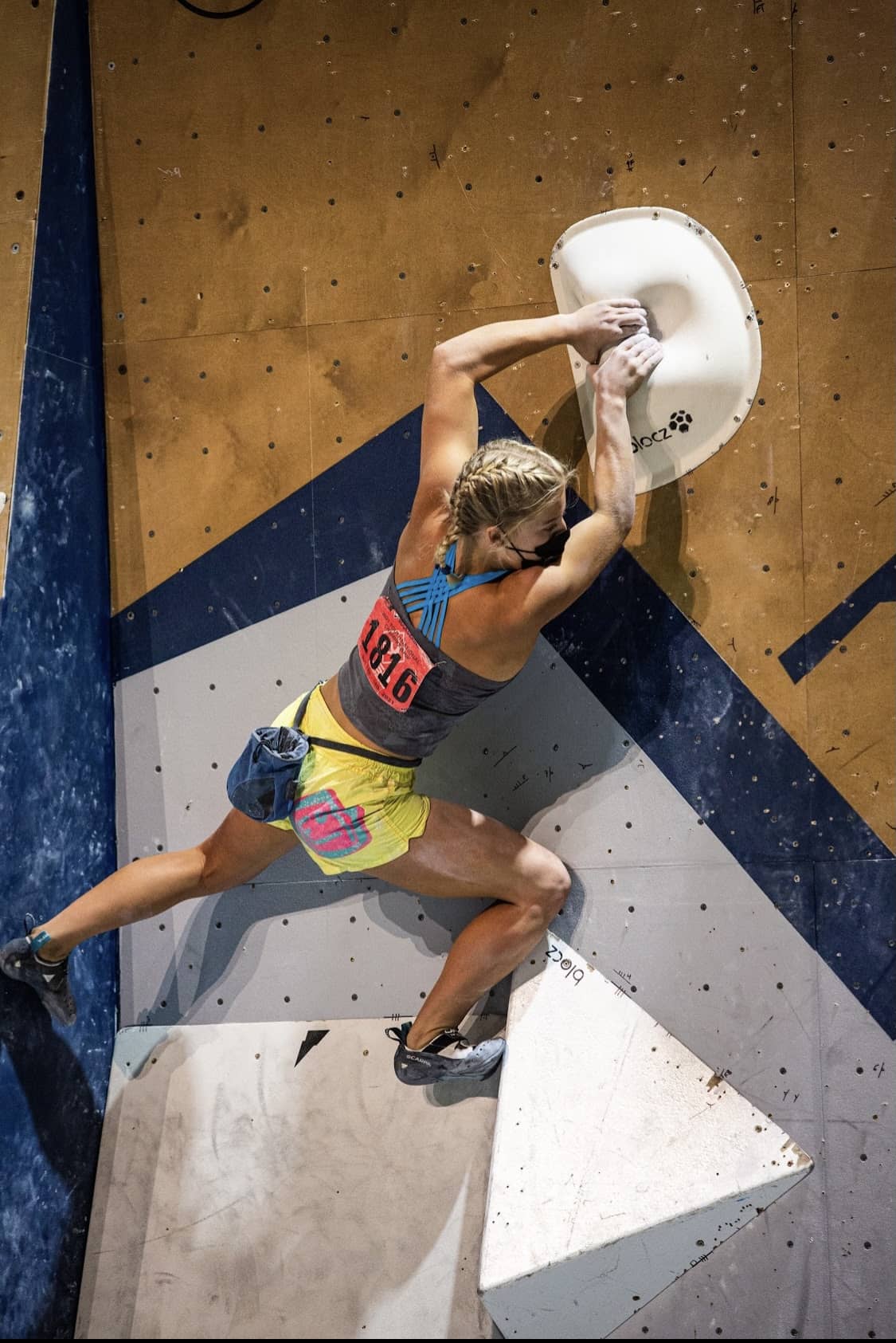 Nekaia Sanders climbing